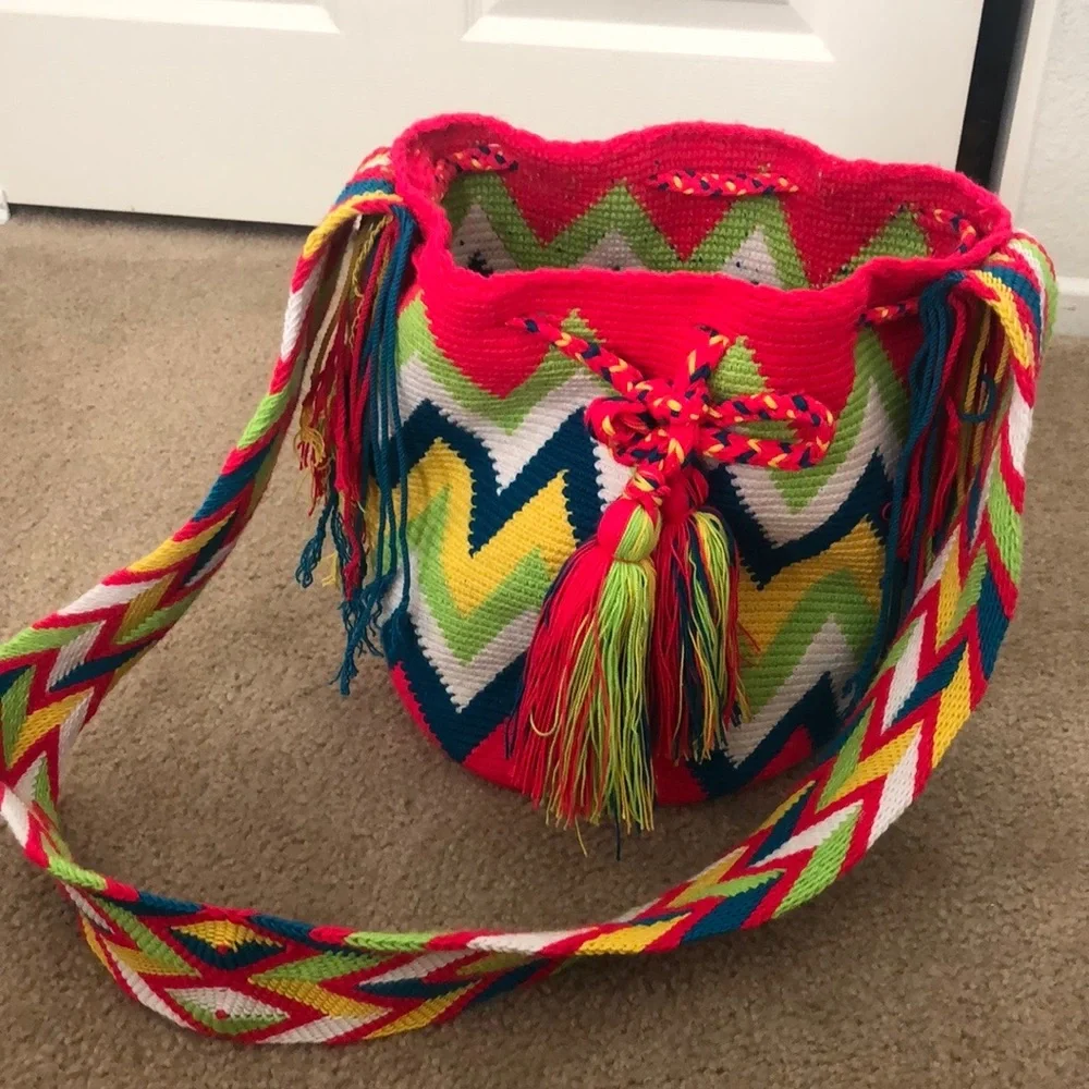 Columbian Handmade Knitted Bucket Bag